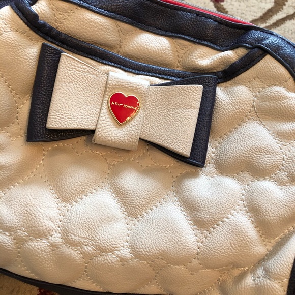 Auth Betsey Johnson White Blue Red Bow Purse Chain - Picture 12 of 13